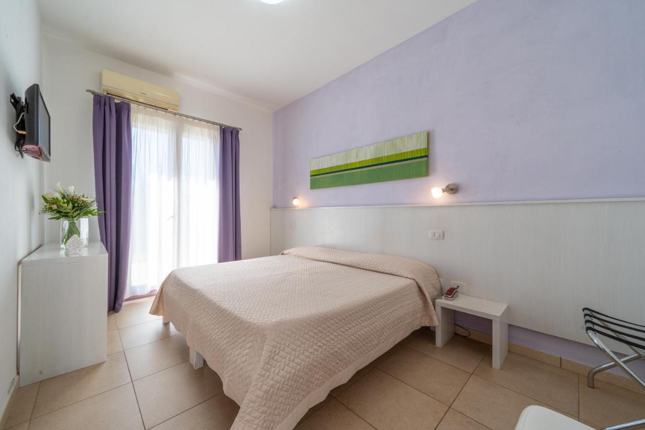 Corte Dei Melograni Hotel Resort Otranto Bagian luar foto